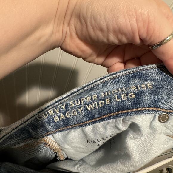 American Eagle Curvy Super High Rise Baggy Wide Leg Jeans Size 14 - Picture 5 of 6